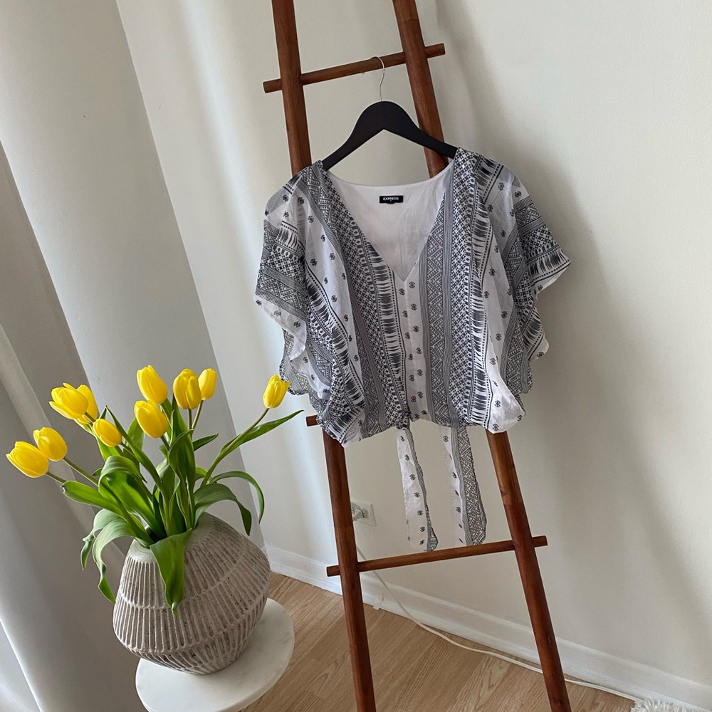 Amazing blouse, very original !!!